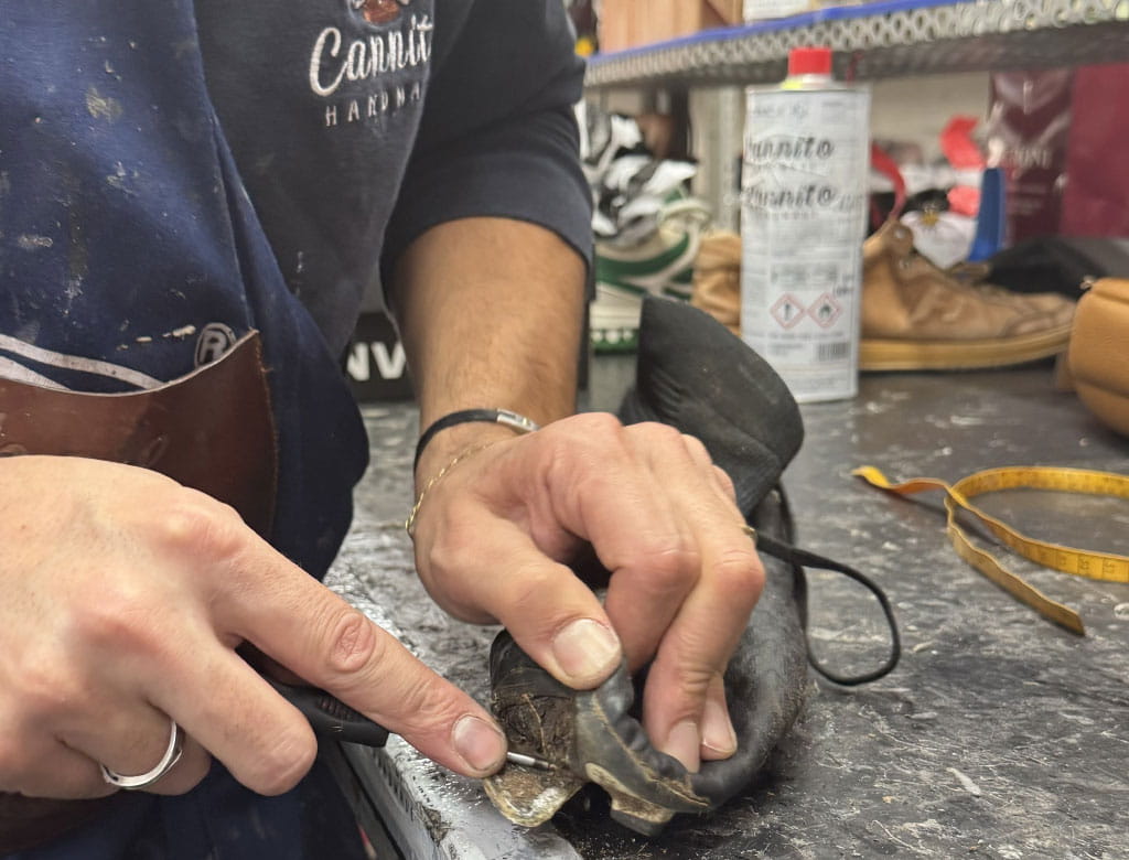 Riparazione tacchi scarpe Emilia Romagna